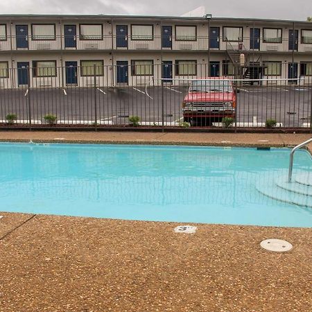 Motel 6-Fayetteville, Ar Екстериор снимка