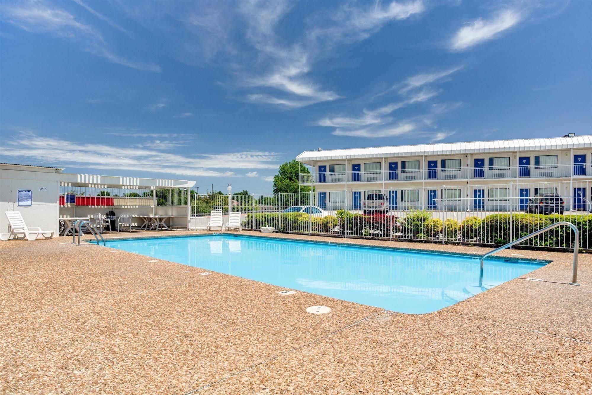 Motel 6-Fayetteville, Ar Екстериор снимка