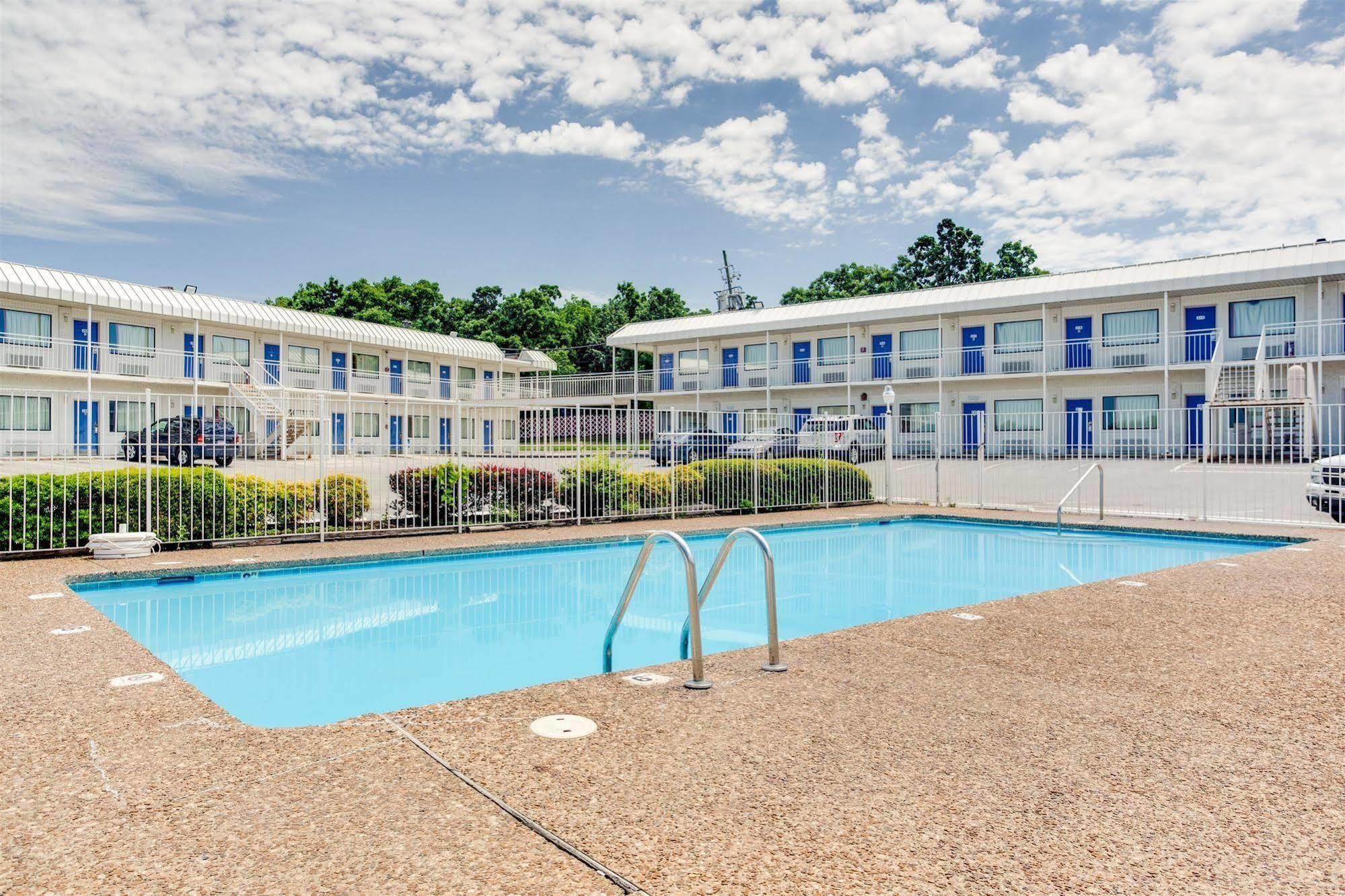 Motel 6-Fayetteville, Ar Екстериор снимка