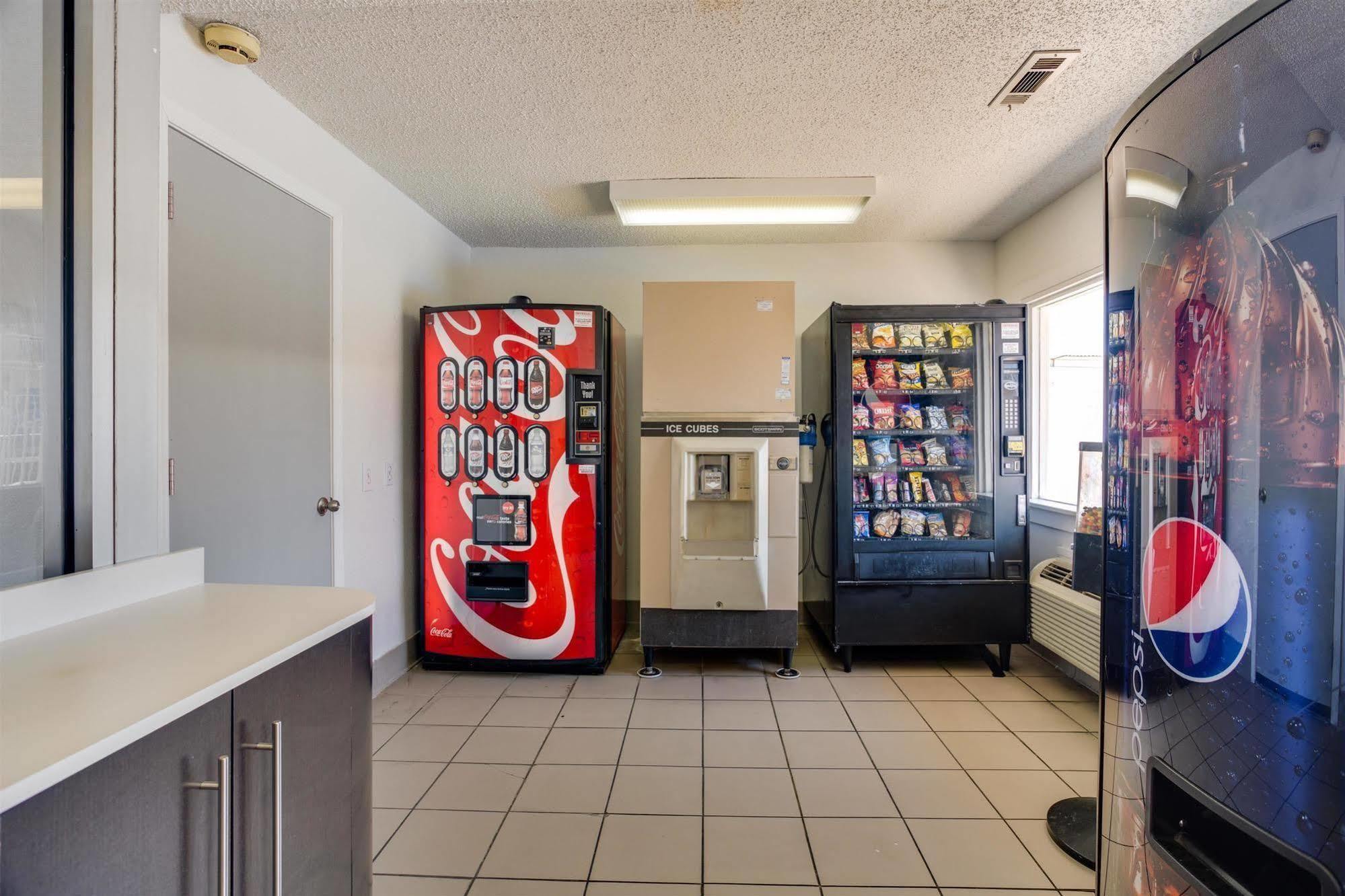 Motel 6-Fayetteville, Ar Екстериор снимка