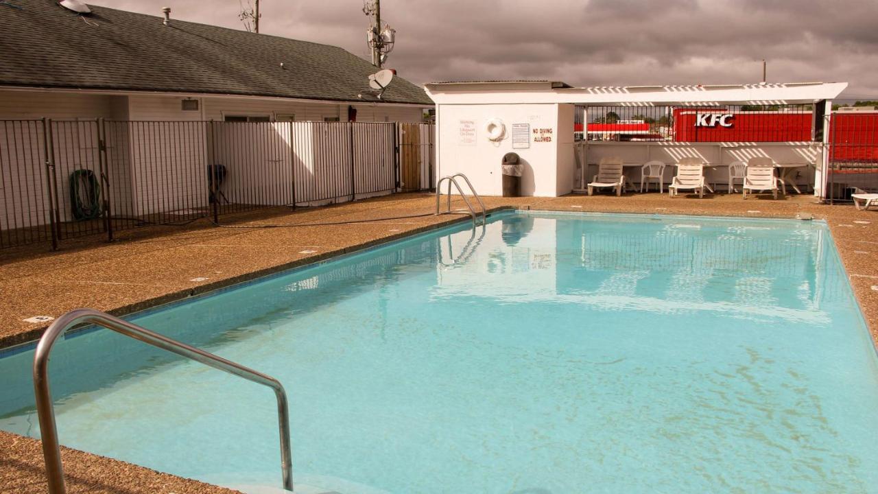 Motel 6-Fayetteville, Ar Екстериор снимка