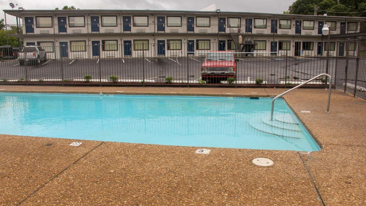 Motel 6-Fayetteville, Ar Екстериор снимка