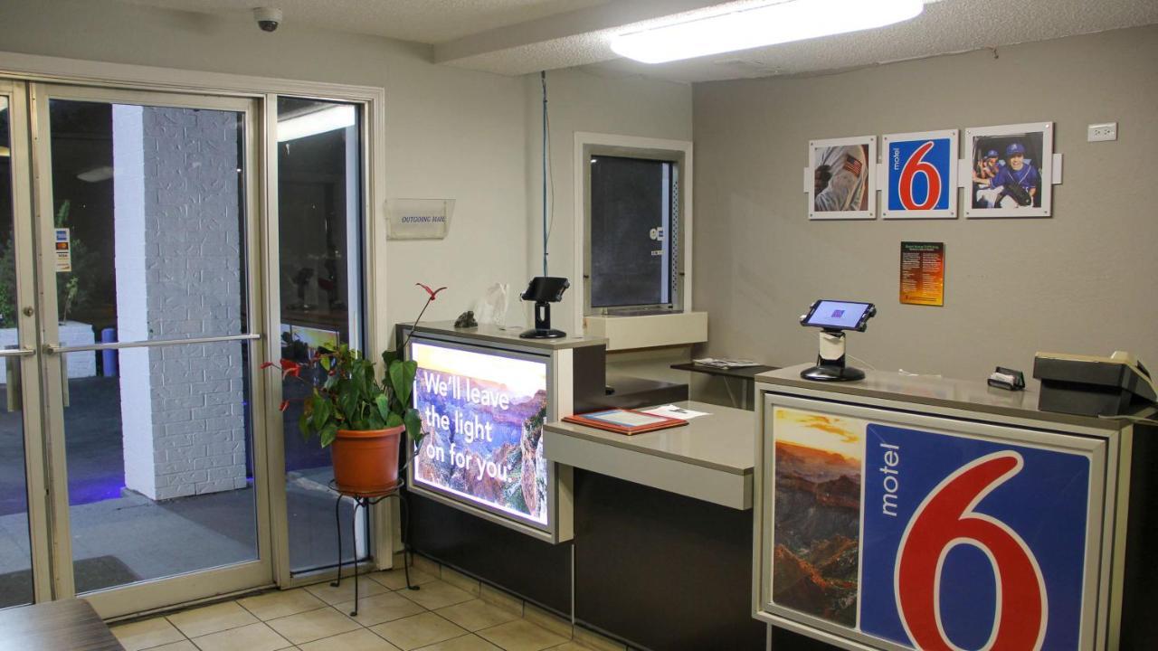 Motel 6-Fayetteville, Ar Екстериор снимка