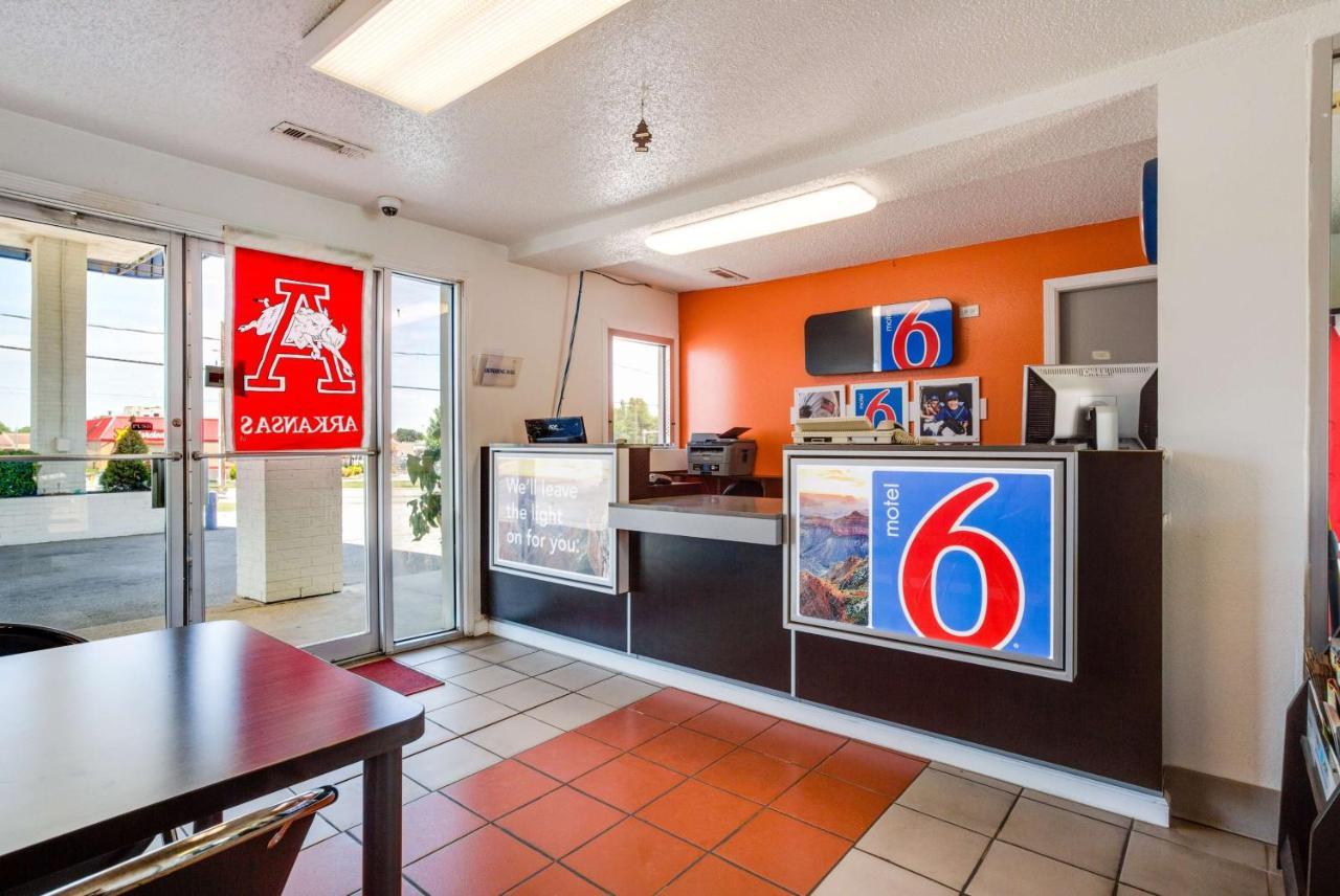 Motel 6-Fayetteville, Ar Екстериор снимка